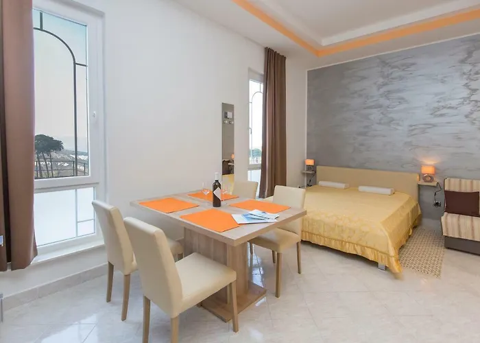Studio Apartment Leana